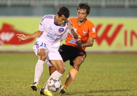 Hạ CS Đồng Tháp, Sài Gòn FC vững ngôi nhì bảng