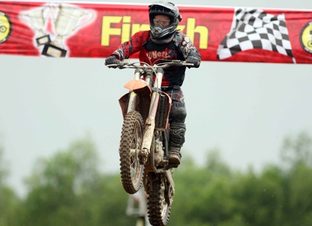 Khoảnh khắc ấn tượng giải đua xe môtô địa hình Việt Nam - 3