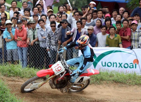 Khoảnh khắc ấn tượng giải đua xe môtô địa hình Việt Nam - 4