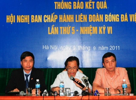 "VFF sẽ làm rõ biểu hiện tiêu cực bầu Kiên đề cập" - 1 "VFF sẽ làm rõ biểu hiện tiêu cực bầu Kiên đề cập" - 1