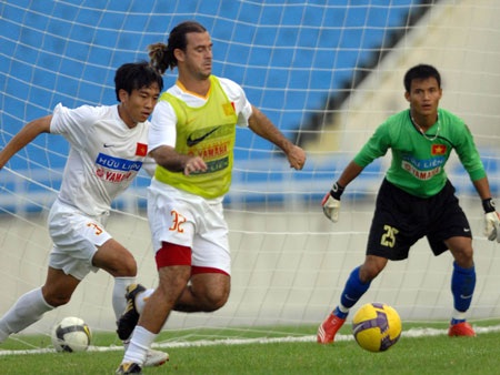 Chàng rể “Tây” cảm nhận về Tết Việt - 1 Chàng rể “Tây” cảm nhận về Tết Việt - 1