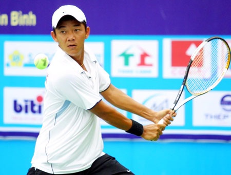 Dọa bỏ đội tennis, Minh Quân và Đài Trang có thể bị kỷ luật - 1 Dọa bỏ đội tennis, Minh Quân và Đài Trang có thể bị kỷ luật - 1
