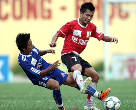“Đại chiến” trên sân Chi Lăng - 2 “Đại chiến” trên sân Chi Lăng - 2