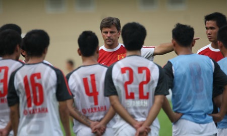 U23 Việt Nam lo ngại chất lượng khách mời cúp TPHCM - 1 U23 Việt Nam lo ngại chất lượng khách mời cúp TPHCM - 1