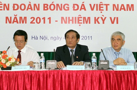 Gấp rút thành lập Công ty bóng đá chuyên nghiệp - 1 Gấp rút thành lập Công ty bóng đá chuyên nghiệp - 1