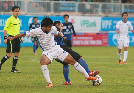 Đội bóng “bầu” Kiên thua ngược trên sân HA Gia Lai - 1