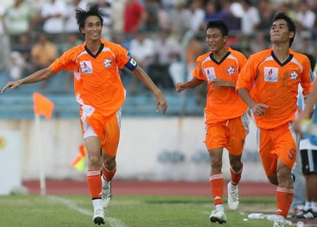 Cặp trung vệ từng “dính chàm” trở lại ĐT Việt Nam