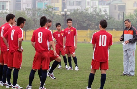 U19 Việt Nam “luyện công” cho giải vô địch Đông Nam Á - 1 Đội U19 Việt Nam đang tích cực rèn luyện ở Hàm Rồng (Ảnh: VFF)