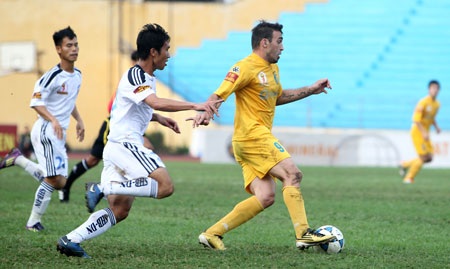 Hà Nội vô địch lượt đi, Tây Ninh lần đầu chiến thắng
