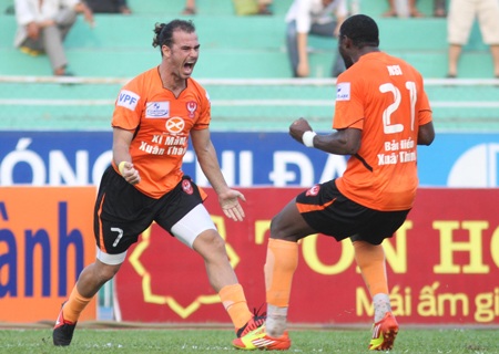 “Thiếu gia” Sài Gòn XT đoạt danh hiệu xuất sắc nhất tháng - 1 Sài Gòn XT đang đứng trước thời cơ lịch sử (Ảnh: Sơn Dũng)