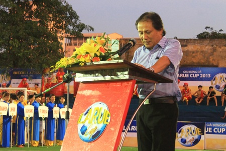 Sôi động ngày khai mạc Giải bóng đá Hà Nội - Larue Cup 2013 - 2 Lãnh đạo LĐBĐ Hà Nội đánh giá cao sự nỗ lực của nhãn hiệu Biere Larue