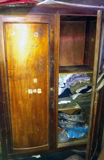 Kẻ cướp vào nhà giết chết vợ, chém chồng trọng thương - 2