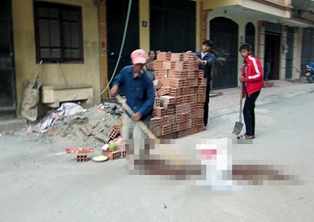 Hà Nội: Rơi từ tầng 6, một công nhân chết thảm - 1