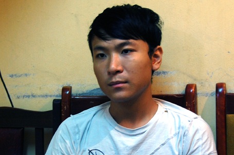 Hung thủ đâm chết bố dượng đang điều trị thần kinh - 1