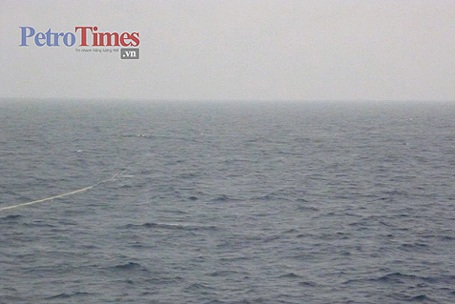 Những hình ảnh mới nhất về vụ tàu Trung Quốc cắt cáp tàu Viking II - 7