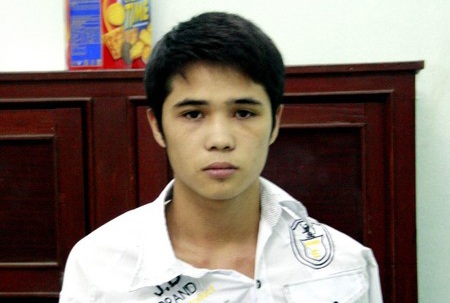 Sinh viên chém người khác vì… nhìn ngứa mắt - 1 Sinh viên chém người khác vì… nhìn ngứa mắt - 1