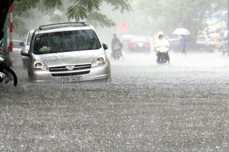 Hà Nội lại “quay cuồng” trong mưa ngập - 22 Hà Nội lại “quay cuồng” trong mưa ngập - 22