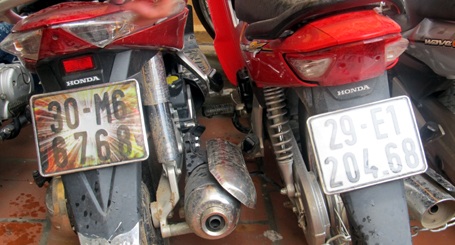 Triệt phá ổ nhóm làm giả giấy tờ để tiêu thụ xe ăn cắp - 3