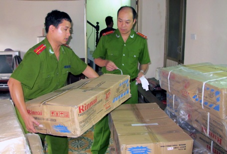 Phát hiện kho bếp ga lậu trong nhà nghỉ - 1 Phát hiện kho bếp ga lậu trong nhà nghỉ - 1