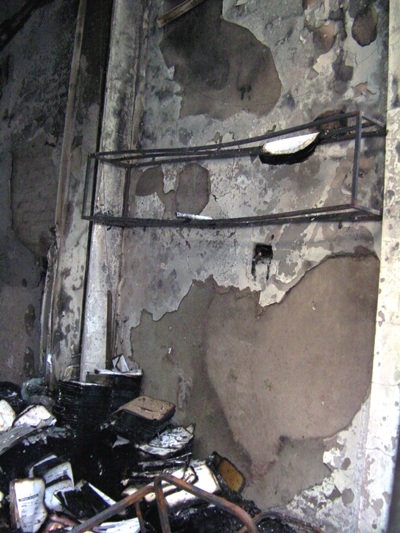 Hà Nội: “Bà hỏa” thiêu rụi ngôi nhà 4 tầng lúc nửa đêm - 16