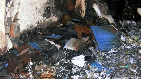 Hà Nội: “Bà hỏa” thiêu rụi ngôi nhà 4 tầng lúc nửa đêm - 4