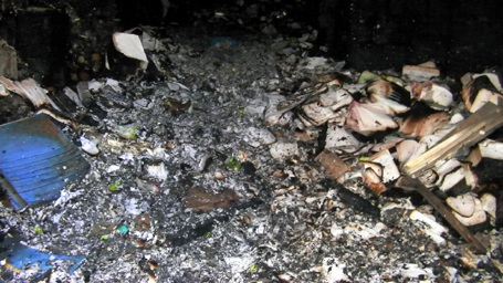 Hà Nội: “Bà hỏa” thiêu rụi ngôi nhà 4 tầng lúc nửa đêm - 15