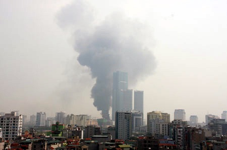 Cháy lớn tại khu tổ hợp Keangnam - 1