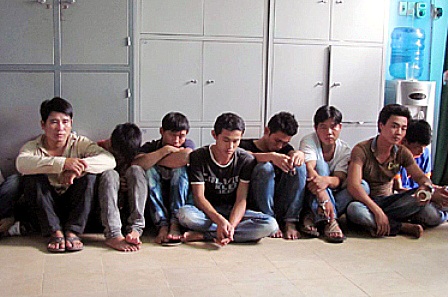 30 đối tượng trong ổ nhóm buôn bán ma túy bị bắt - 1