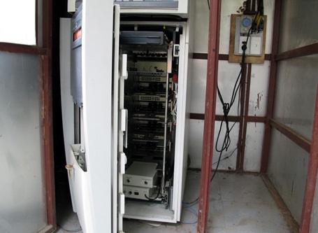 Cây ATM được bảo vệ bằng công nghệ cao - 1 Cây ATM được bảo vệ bằng công nghệ cao - 1