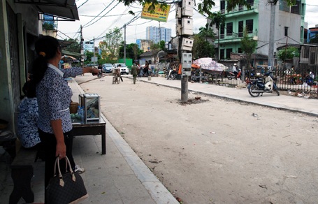Hà Nội: Đuổi bắt trộm, nam thanh niên bị bắn thủng đầu - 1 Hà Nội: Đuổi bắt trộm, nam thanh niên bị bắn thủng đầu - 1
