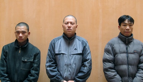 Hà Nội: Nửa đêm giải cứu người đàn ông bị bắt giữ để xiết nợ - 1 Hà Nội: Nửa đêm giải cứu người đàn ông bị bắt giữ để xiết nợ - 1