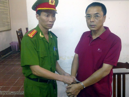 Trưởng văn phòng luật sư “bắt tay” với giám đốc “dỏm” để lừa đảo - 1 Trưởng văn phòng luật sư “bắt tay” với giám đốc “dỏm” để lừa đảo - 1