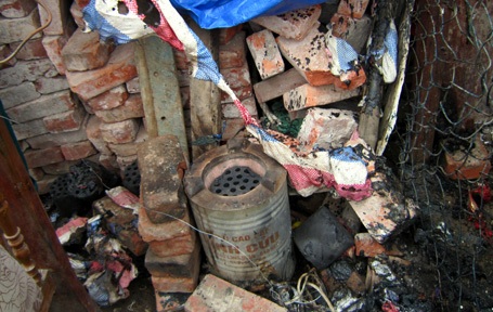 Hà Nội: Hỏa hoạn lúc nửa đêm, 2 mẹ con tật nguyền “hút chết”