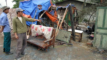 Hà Nội: Hỏa hoạn lúc nửa đêm, 2 mẹ con tật nguyền “hút chết”