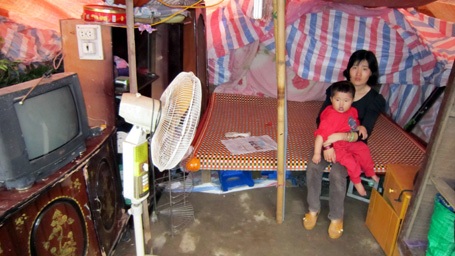 Hà Nội: Hỏa hoạn lúc nửa đêm, 2 mẹ con tật nguyền “hút chết”