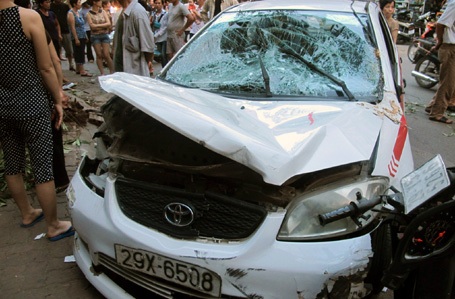 Lời khai mâu thuẫn trong vụ tài xế xe ôm “ngẫu hứng” lái taxi - 1 Lời khai mâu thuẫn trong vụ tài xế xe ôm “ngẫu hứng” lái taxi