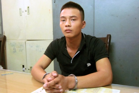 Đối tượng Sự tại cơ quan công an.