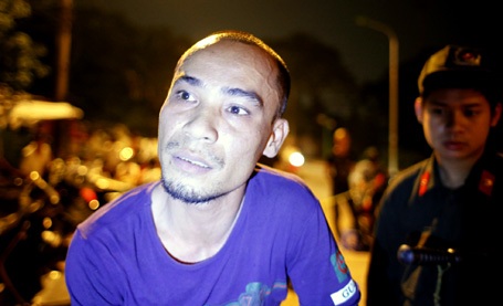 Hà Nội: 4 thanh niên “cưỡi” xế hộp, vác súng đi săn cò - 2 Đối tượng Nguyễn Thanh Tùng.