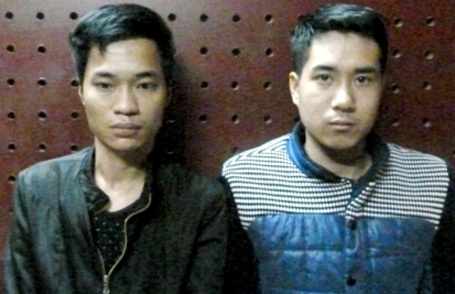 Đột nhập phòng ngủ, trộm tiền mừng của đôi vợ chồng mới cưới - 1 Hai đối tượng Chung và Hải.
