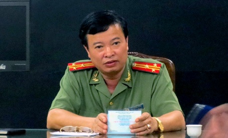 Xe lãnh đạo công an lắp biển “tứ quý 9” để… tiện công tác - 3 Chánh văn phòng Công an tỉnh Ninh Bình trong cuộc trao đổi với PV Dân trí.