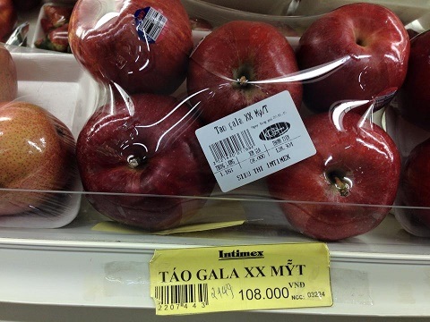 Táo gala Mỹ được bán tại siêu thị ở Hà Nội