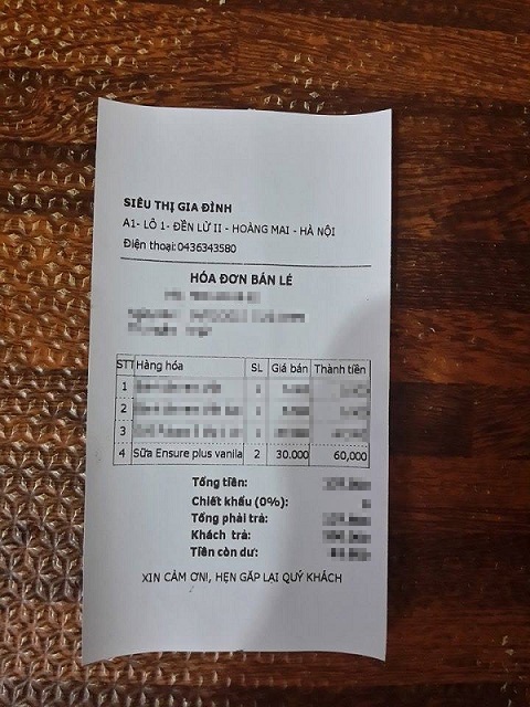 Siêu thị bán sữa “không được bán ở Việt Nam” - 3 Chai sữa ensure có ghi nhãn hạn chế có giá bán 30.000 đồng
