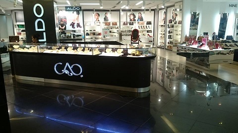 Cận cảnh ế ẩm tại trung tâm mua sắm Parkson thứ 2 tại Hà Nội - 7 Không khách hàng và không nhân viên