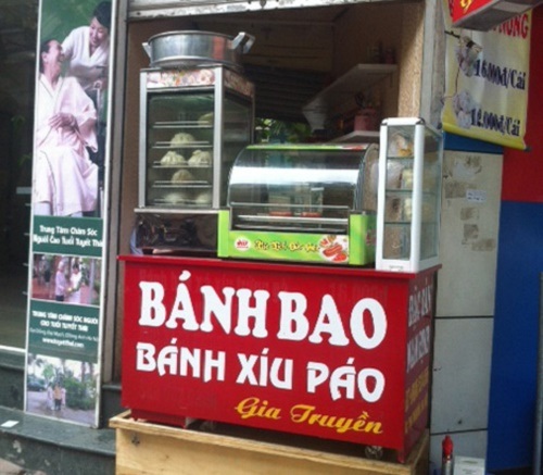 Những quán hàng “tí hon” hái ra tiền ở Hà Nội - 9 Một quán bán bánh bao diện tích chỉ 1m2