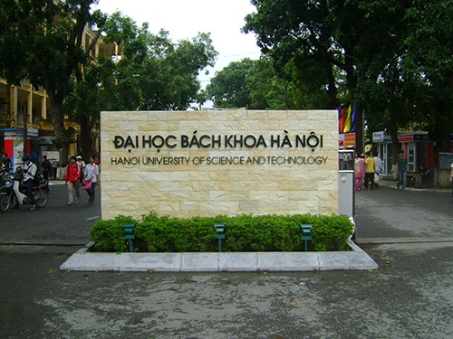 Dùng máy phá sóng bảo vệ khu in sao đề thi THPT quốc gia - 1 Khu in đề thi của trường Đại học Bách khoa Hà Nội được bảo vệ tuyệt mật.