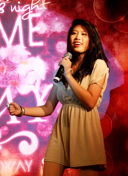 Teen Chuyên Ngữ tự tin toả sáng trong đêm tiệc tháng Năm - 9
