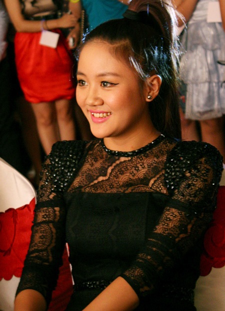 Teen Chuyên Ngữ tự tin toả sáng trong đêm tiệc tháng Năm - 12