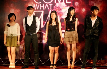 Teen Chuyên Ngữ tự tin toả sáng trong đêm tiệc tháng Năm - 2