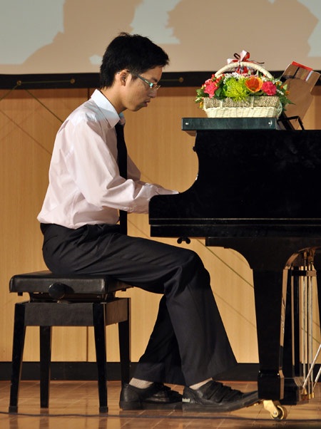 Màn sáo trúc kết hợp piano đăng quang Gala nhạc cổ điển - 6 Màn sáo trúc kết hợp piano đăng quang Gala nhạc cổ điển - 6