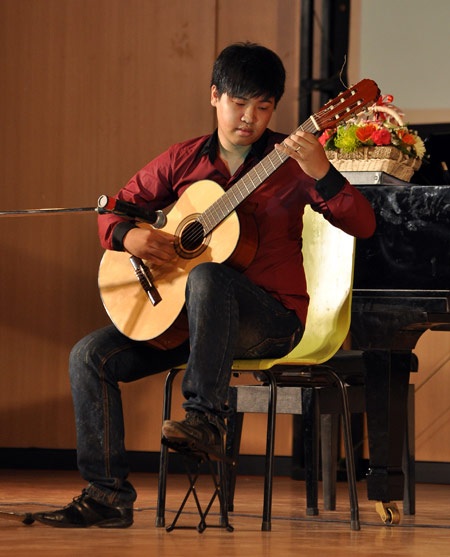 Màn sáo trúc kết hợp piano đăng quang Gala nhạc cổ điển - 10 Màn sáo trúc kết hợp piano đăng quang Gala nhạc cổ điển - 10